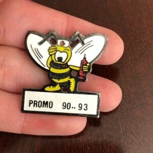 Vintage Bee Enamel Pin